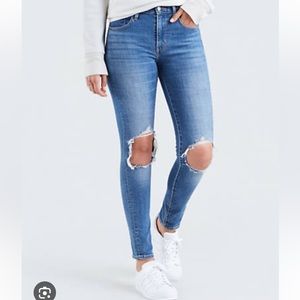 Levi’s 721 High Rise